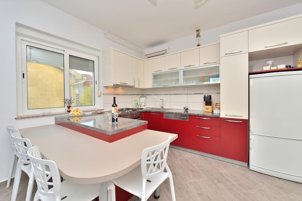 Apartment Mia บาร์บินเย ห้อง รูปภาพ