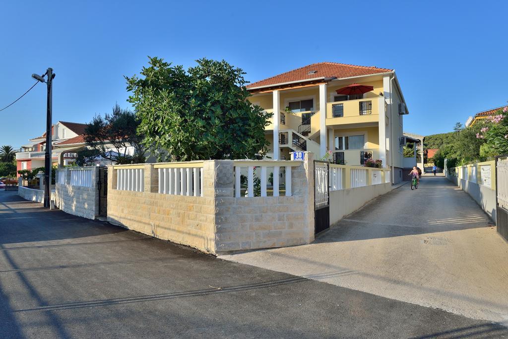 Apartment Mia บาร์บินเย ห้อง รูปภาพ