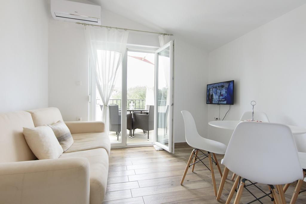 Apartment Mia บาร์บินเย ภายนอก รูปภาพ
